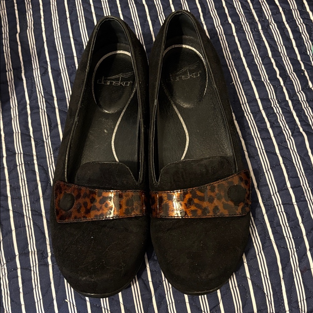 Dansko Women's Black Loafers with Brown Leopard Accent